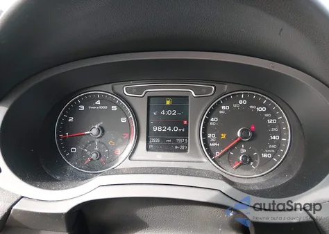 2015 Audi Q3 2.0T Premium Plus z USA, uszkodzony, nr VIN WA1GFCFS8FR014444